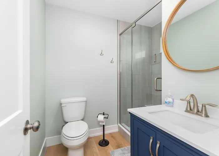 Ferienhaus Remodeled 4br Retreat With Dock & Outdoor Shower