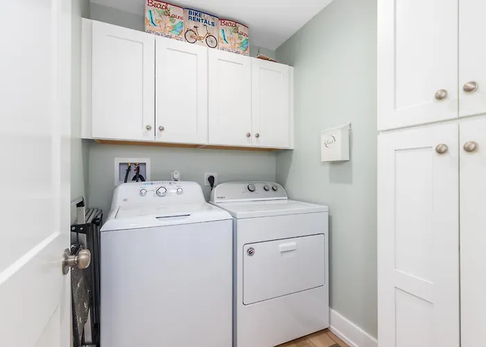 Remodeled 4br Retreat With Dock & Outdoor Shower Ocean Stadt